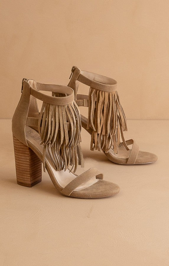 The Gela - Fringe Framed Heels