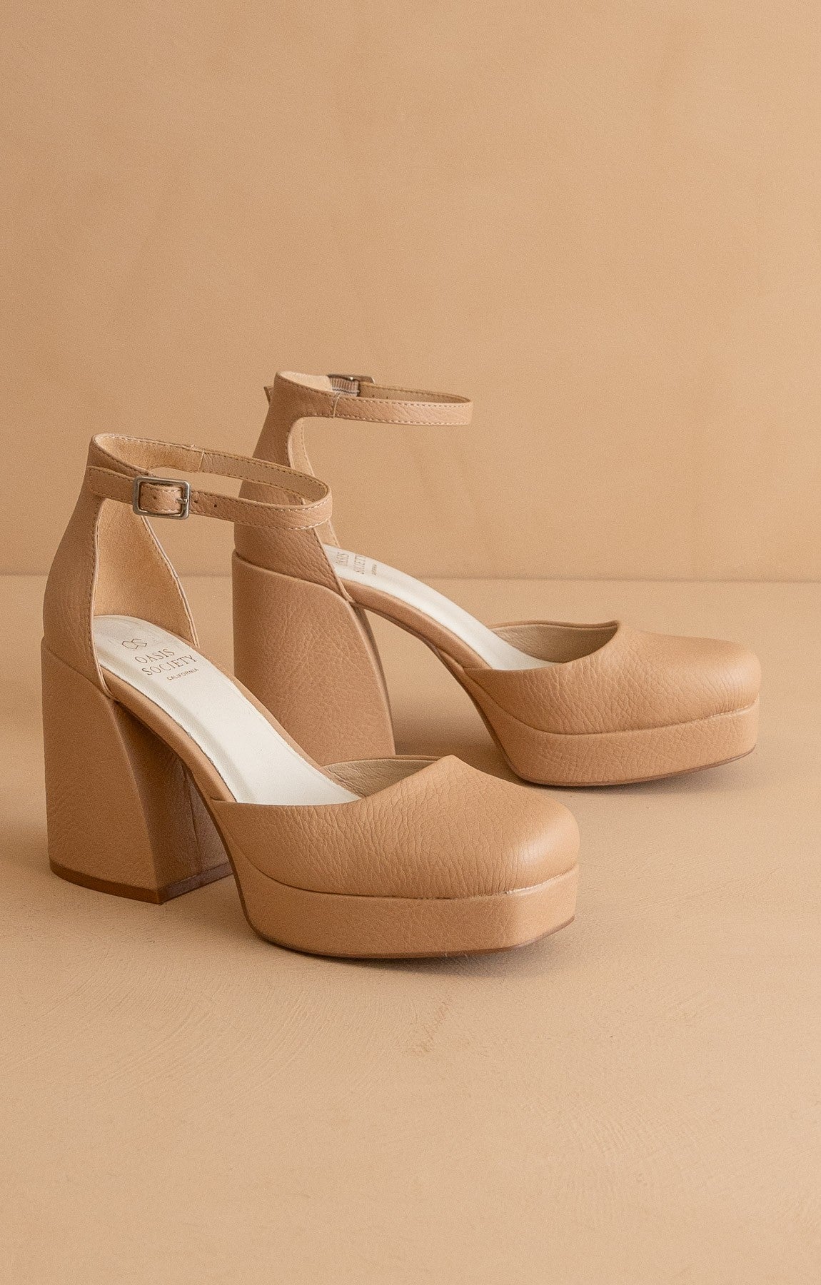 Oslo Chunky Platform Mary Janes – Retro Women’s Shoes