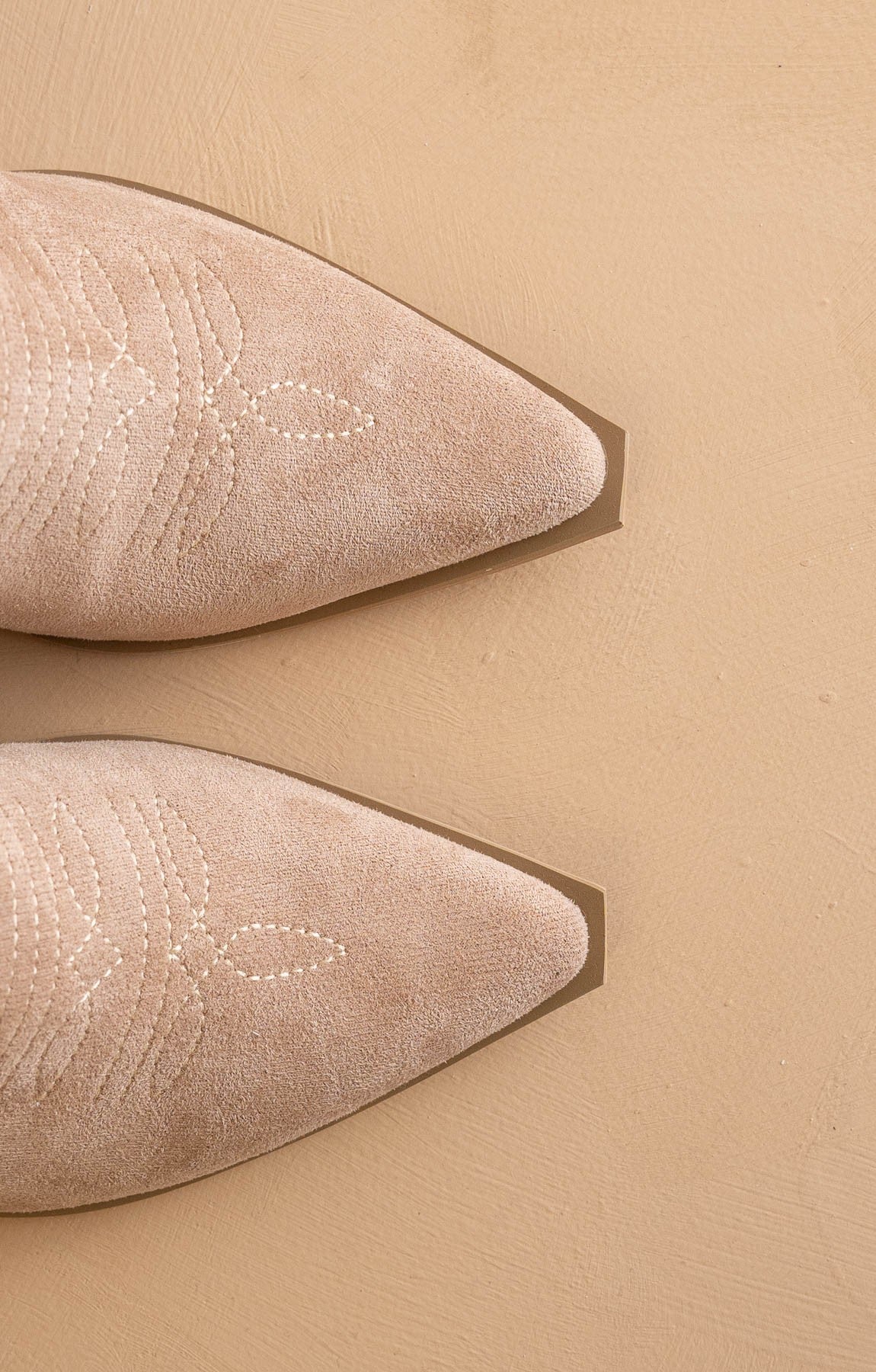 Dixie - Mules With Western Buckle Detail