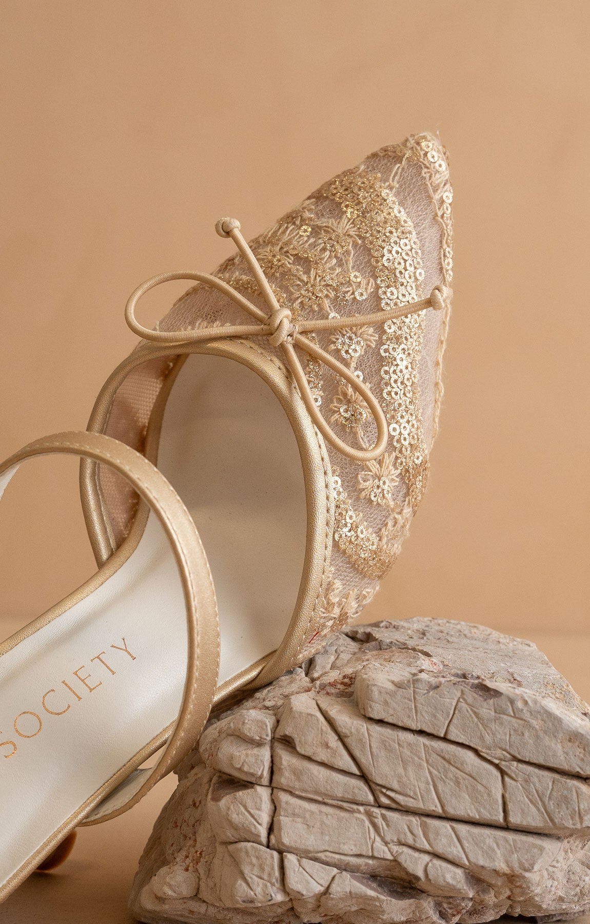 The Katie - Lace Pointed Toe Mid Heel Mule