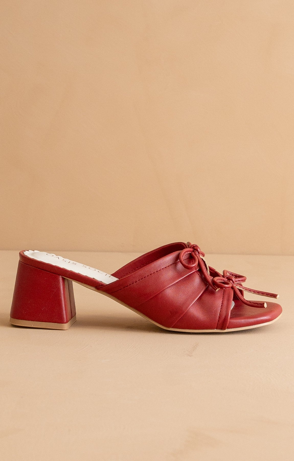 Emerald Double Bow Sandals – Romantic Low Heels