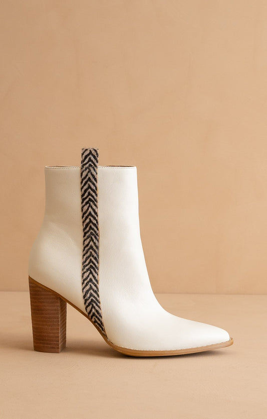 Lana - Animal Print Detailed Bootie