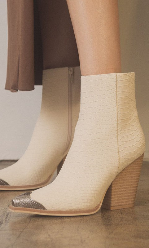 The Zion - Bootie with Etched Metal Toe