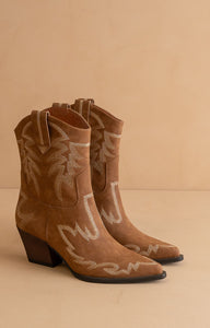 Nantes - Embroidered Cowboy Boots