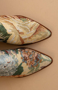 Kaiya - Vintage Western Tapestry Boots